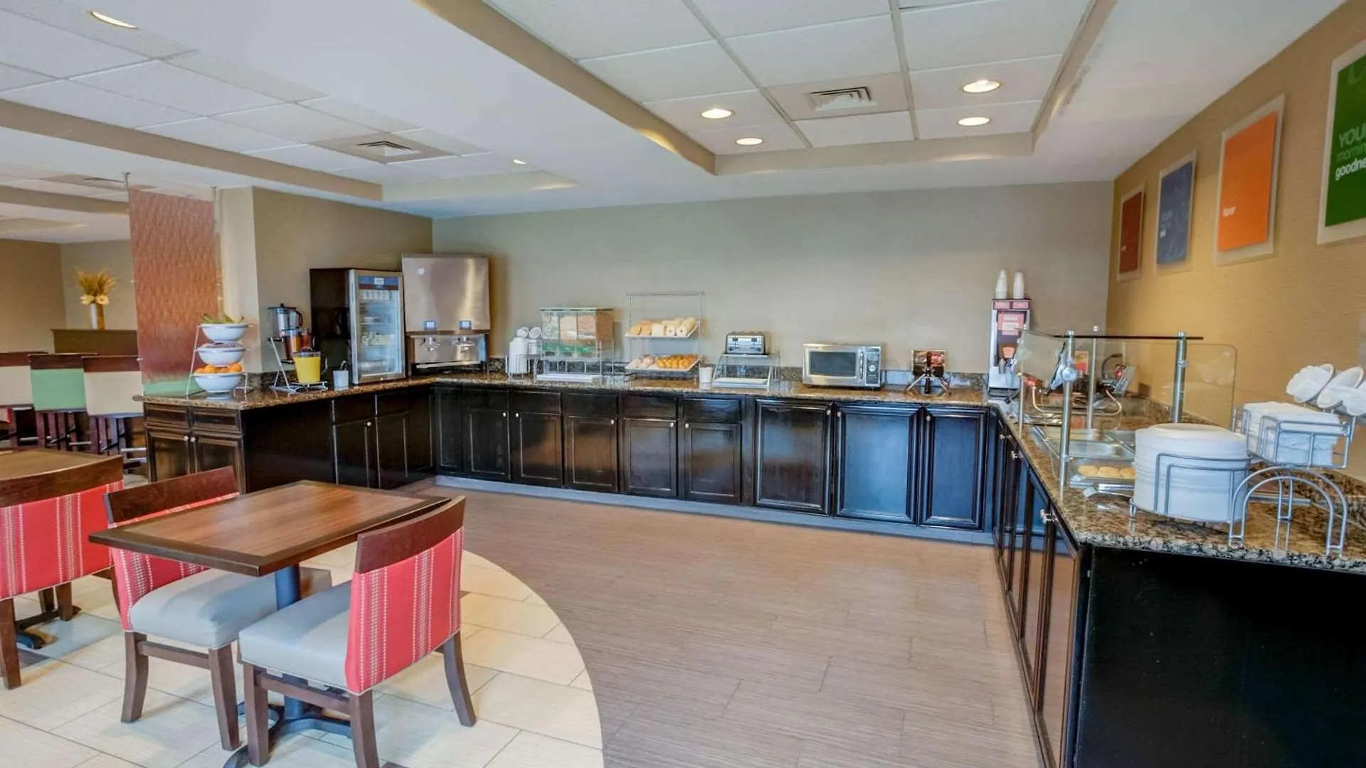 Hotel Comfort Suites Concord Mills