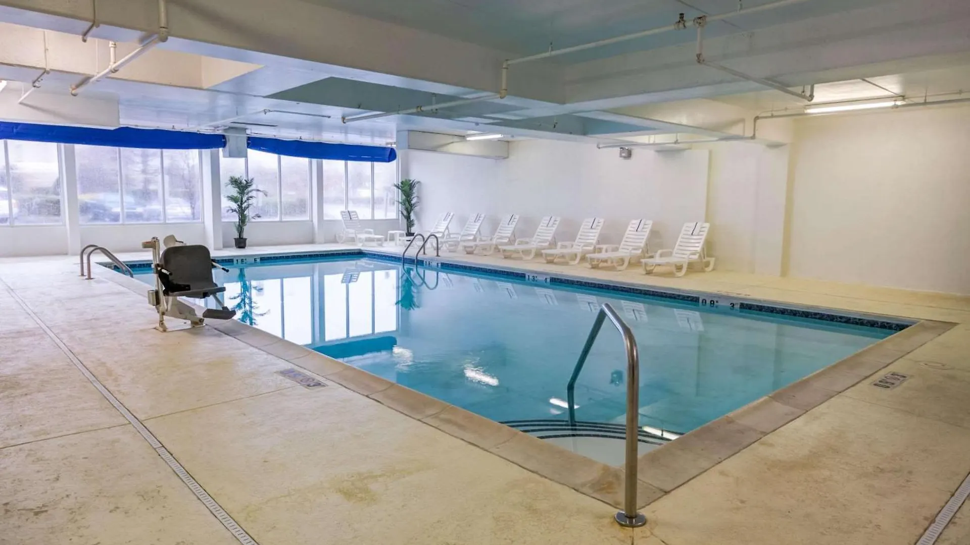 Comfort Suites Concord Mills